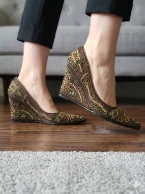 Michele Black Pointed Toe Embroidered Heels with Gold Accents